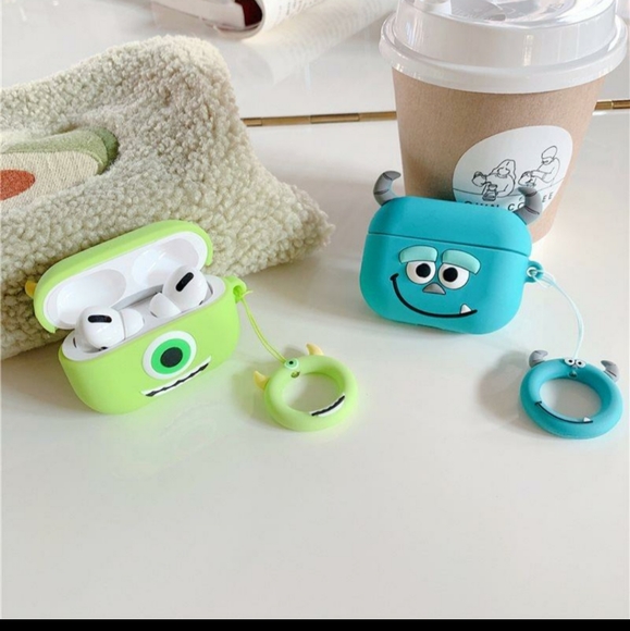 2/18 Airpods pro case - Picture 5 of 5